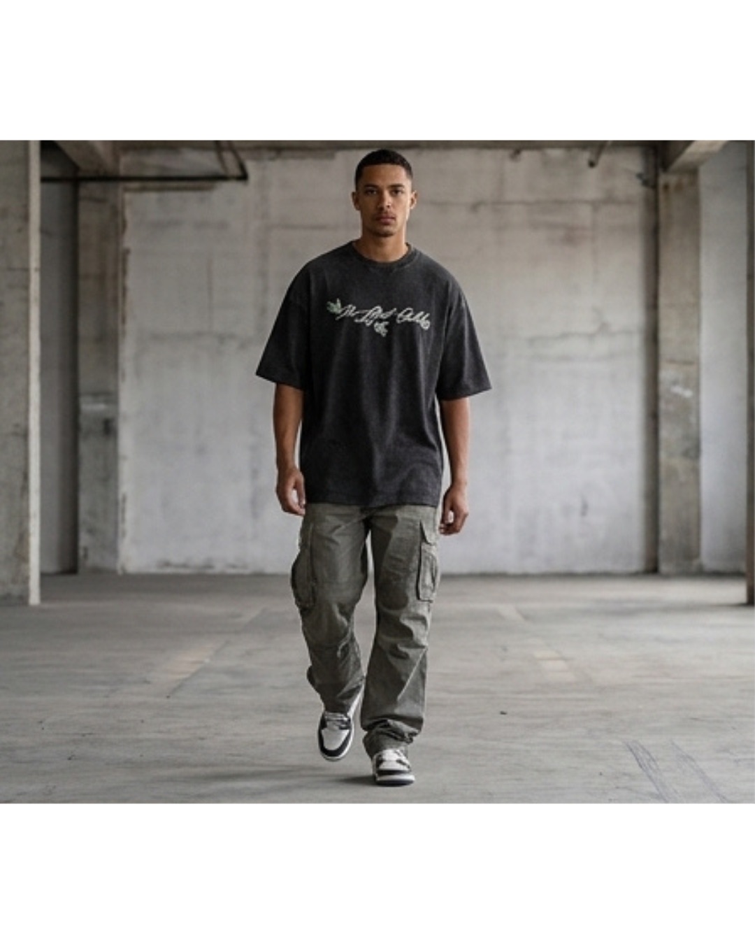 The "Lifted Club" Cursive T Black - Image 15